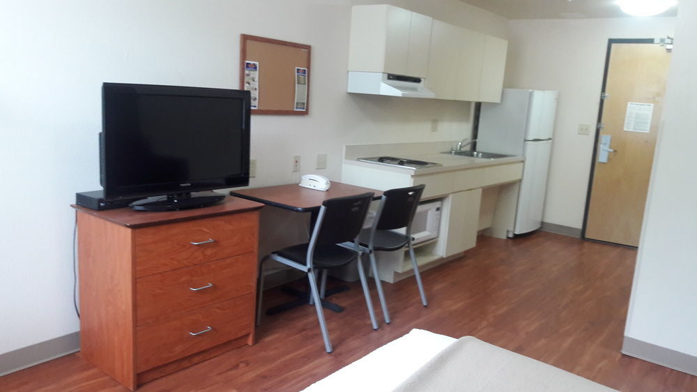 Best Studio Inn Хомстед Экстерьер фото